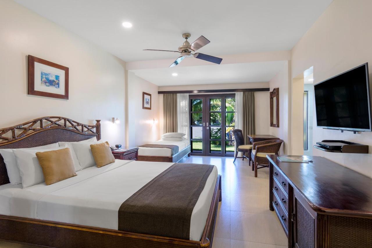 Warwick Le Lagon Resort & Spa, Vanuatu Порт-Вила Экстерьер фото