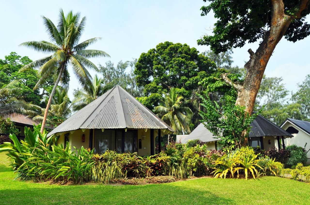 Warwick Le Lagon Resort & Spa, Vanuatu Порт-Вила Экстерьер фото